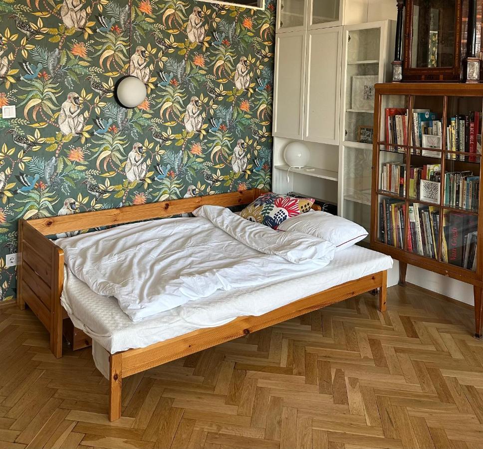 Bright & Spacious Home In Buda 부다페스트 외부 사진